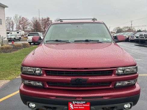 Used 2004 Chevrolet Tahoe Z71 w/ Z71 Preferred Equipment Group image 3