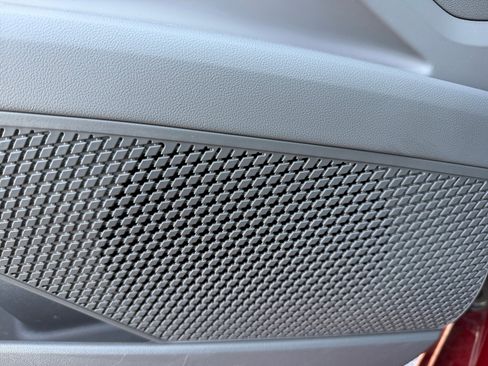 Certified 2025 Hyundai Elantra Sport image 27