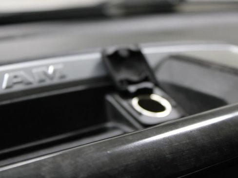 Used 2022 RAM 1500 Big Horn AWD/4WD image 51