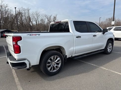 Used 2021 Chevrolet Silverado 1500 Custom image 9