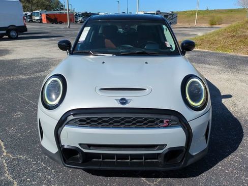 Used 2022 MINI Cooper S image 3