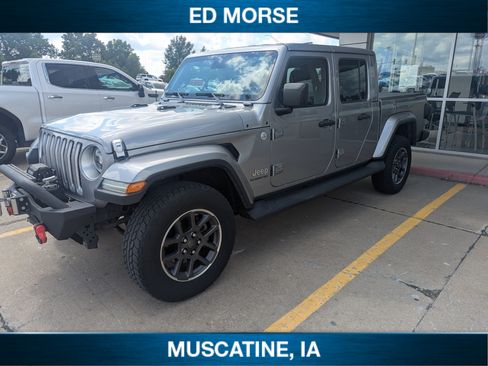 Used 2020 Jeep Gladiator Overland AWD/4WD image 1
