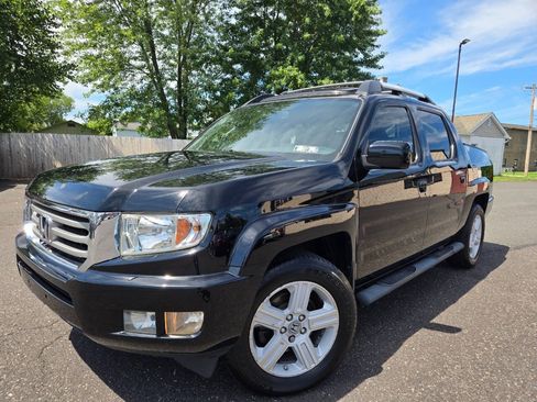 Used 2013 Honda Ridgeline RTL image 2