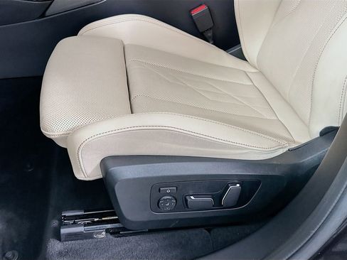 Used 2025 BMW X3 xDrive30i w/ Premium Package AWD/4WD image 19