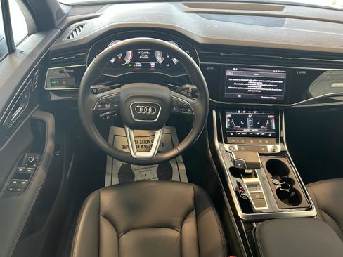 Used 2025 Audi Q7 3.0T Premium Plus image 22
