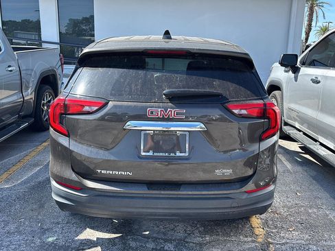 Used 2019 GMC Terrain SLE w/ LPO, Floor Liner Package FWD image 5