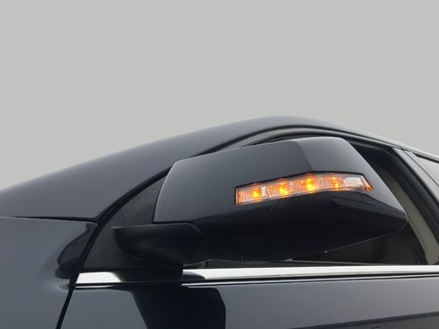 Used 2017 GMC Acadia Limited SLT image 37