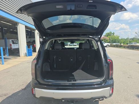 Used 2024 Kia Telluride SX Prestige w/ Towing Package AWD/4WD image 14