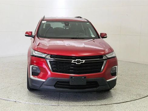 Used 2023 Chevrolet Traverse LT w/ Midnight/Sport Edition AWD/4WD image 2