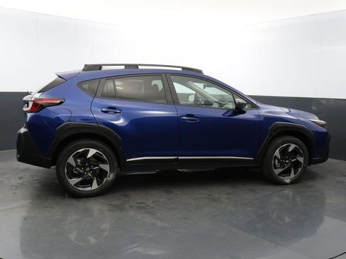 Certified 2025 Subaru Crosstrek 2.5i Limited w/ Crosstrek Mirror Package image 6