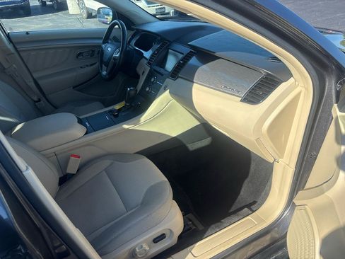 Used 2015 Ford Taurus SEL w/ Equipment Group 201A AWD/4WD image 28