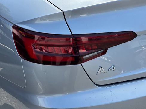 Used 2018 Audi A4 Sedan AWD/4WD image 34