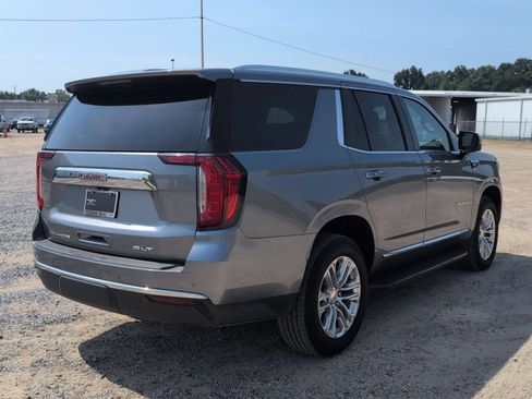 Used 2022 GMC Yukon SLT w/ SLT Premium Package RWD image 6