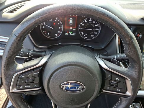 Used 2023 Subaru Outback Limited image 21