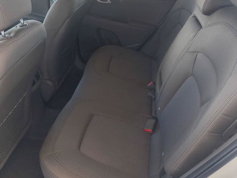 Used 2016 Kia Sportage LX AWD/4WD image 23