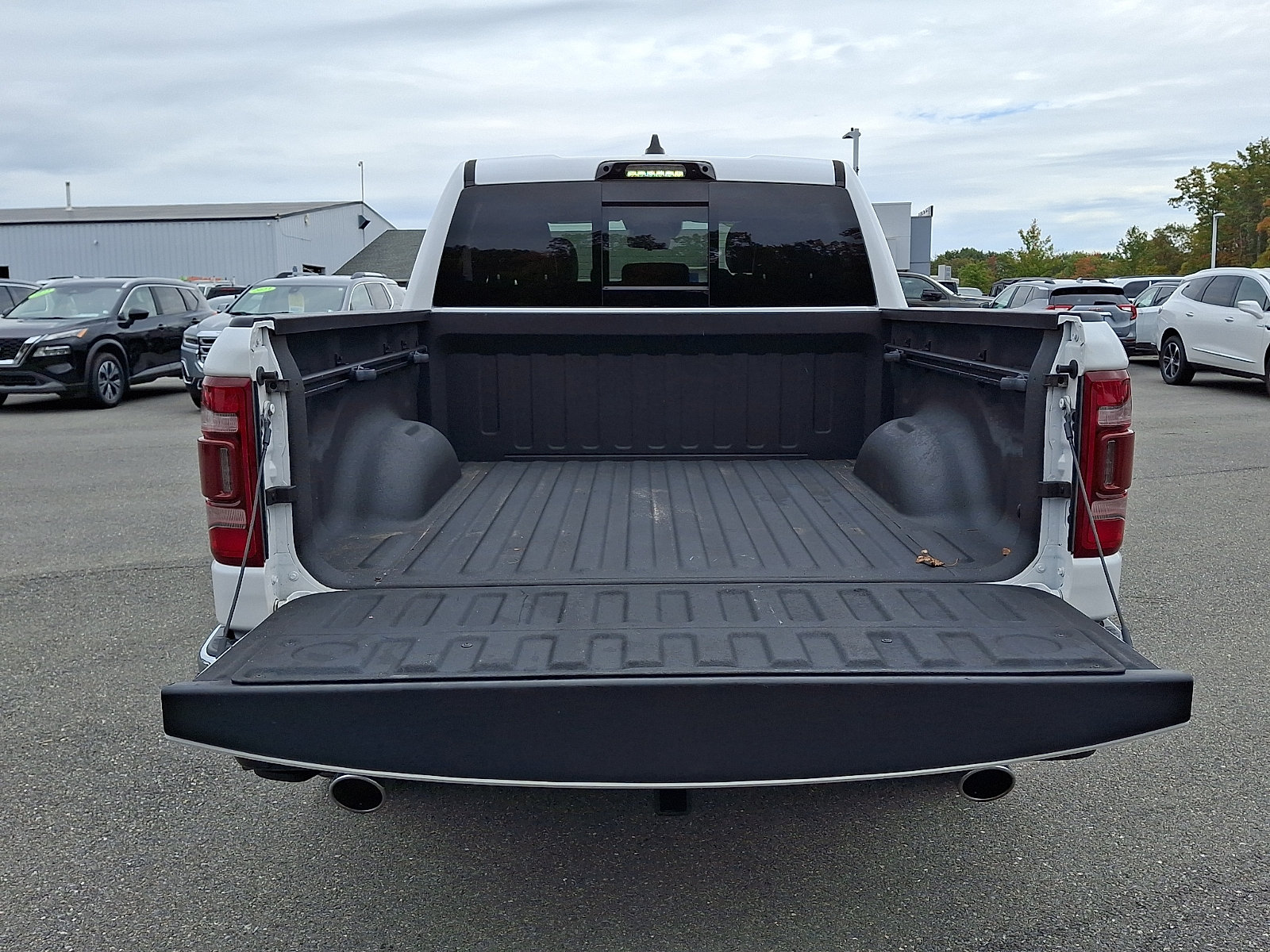 Used 2022 RAM 1500 Limited AWD/4WD image 29