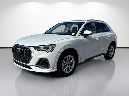 Used 2025 Audi Q3 2.0T Premium Plus w/ Premium Plus Package image 7