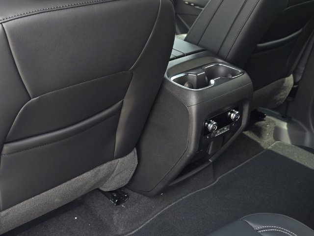 New 2026 GMC Acadia Elevation FWD image 23