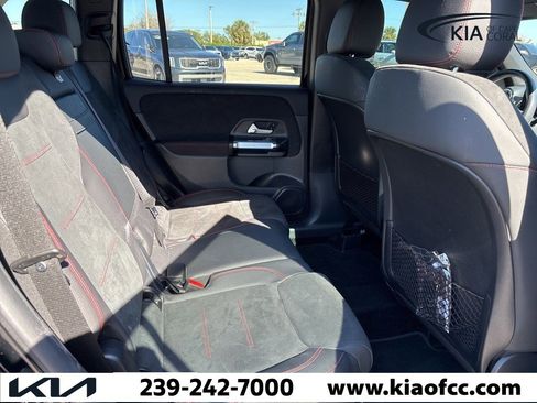 Used 2024 Mercedes-Benz GLB 250 image 14