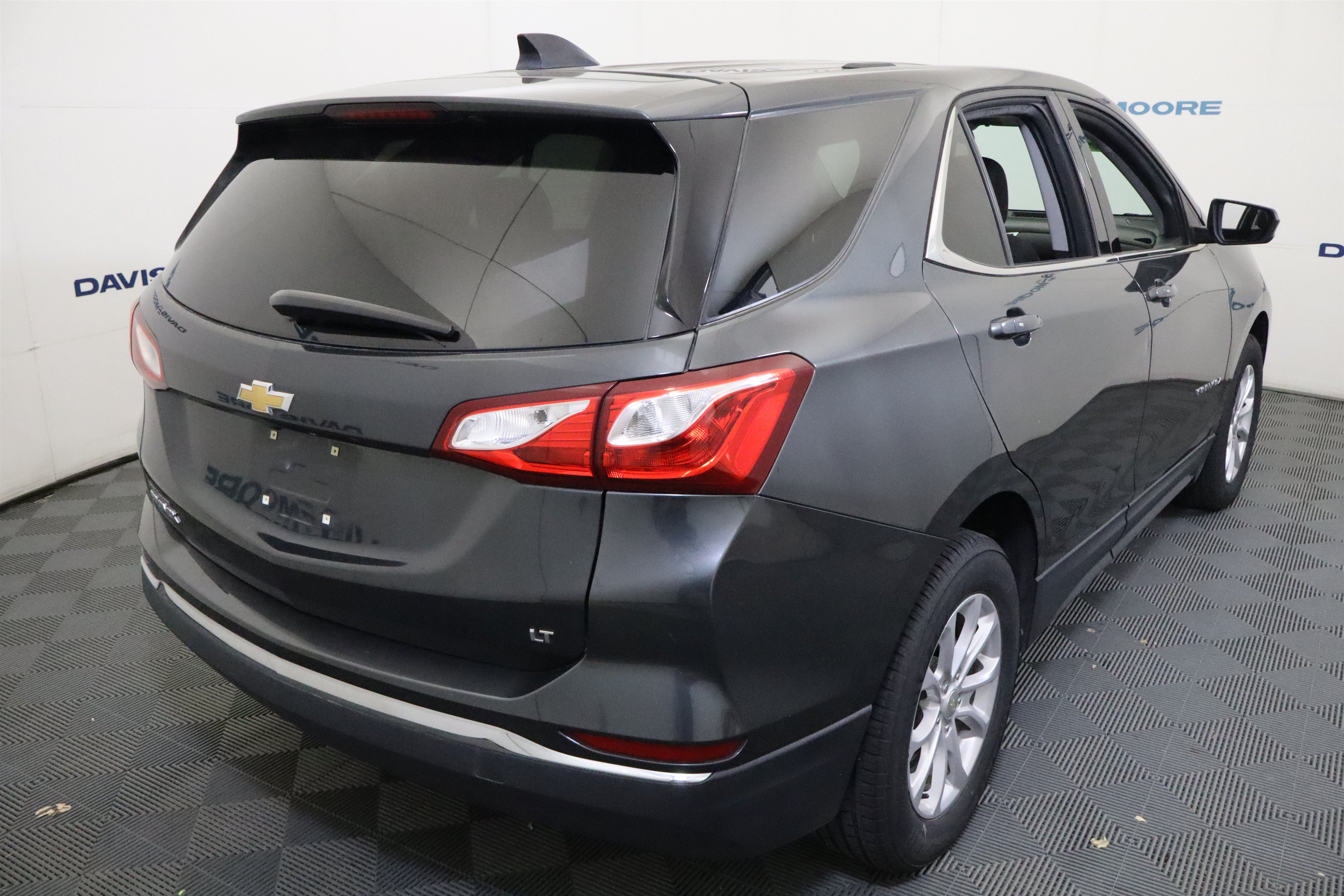 Used 2019 Chevrolet Equinox LT FWD image 6