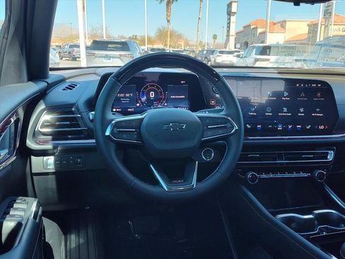 New 2026 Chevrolet Traverse Z71 w/ Enhanced Driving Package AWD/4WD image 7