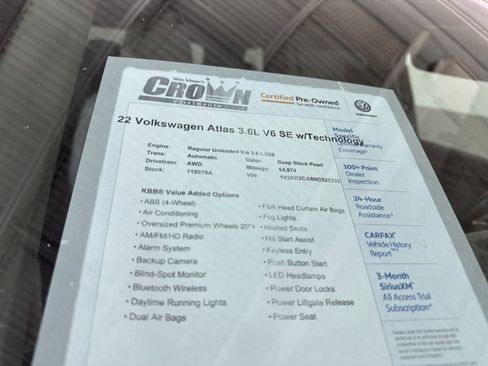 Certified 2022 Volkswagen Atlas SE w/ Panoramic Sunroof Package image 40