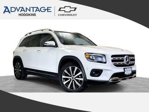 Used 2022 Mercedes-Benz GLB 250 4MATIC image 1