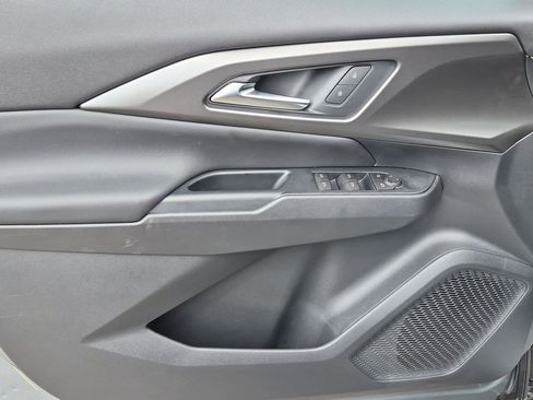 New 2026 Chevrolet Equinox EV LT FWD image 22