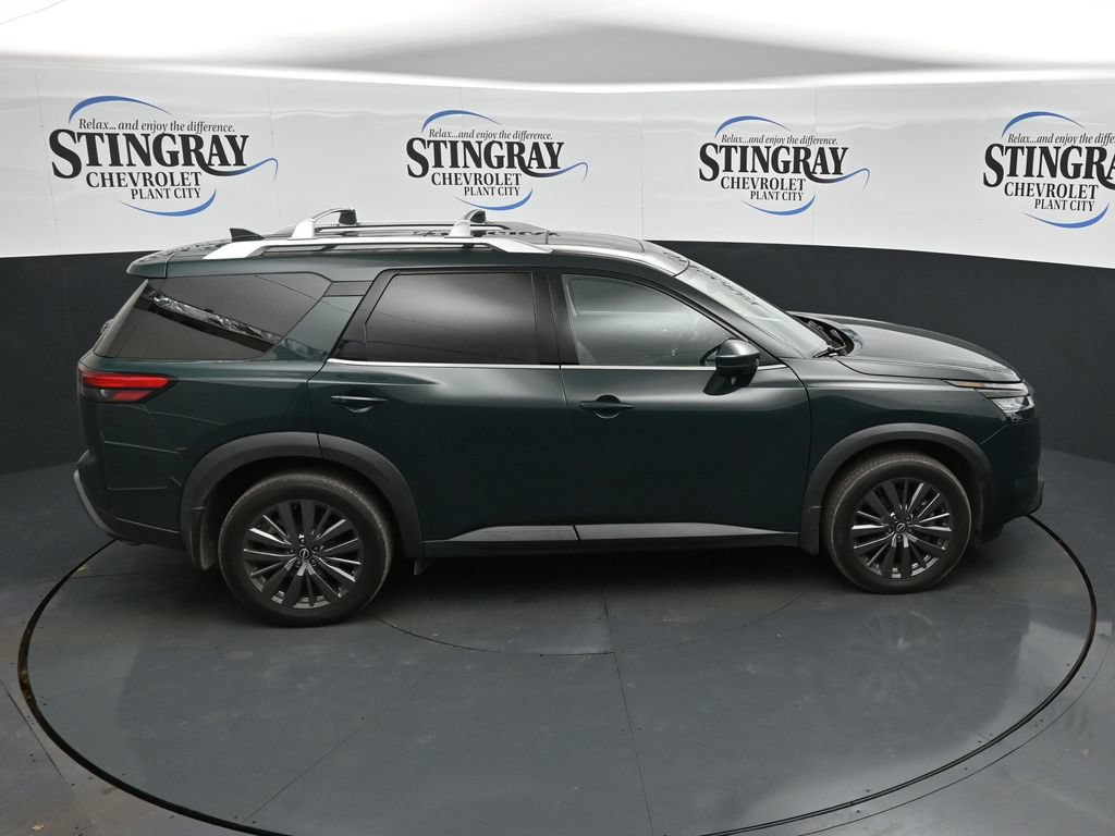 Used 2024 Nissan Pathfinder SL w/ SL Premium Package FWD image 25