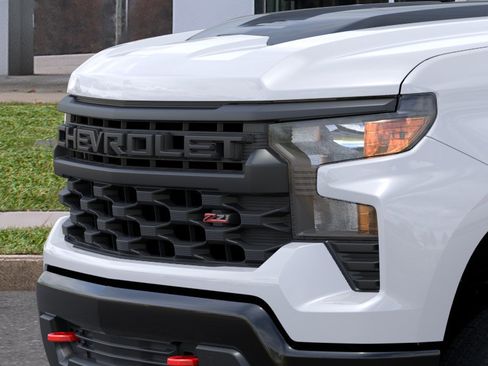 New 2026 Chevrolet Silverado 1500 Custom Trail Boss w/ LPO, Dark Essentials Package AWD/4WD image 13