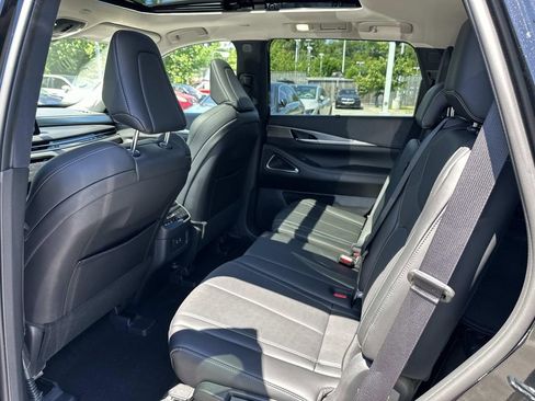 Certified 2026 INFINITI QX60 Luxe w/ Cargo Package AWD/4WD image 32
