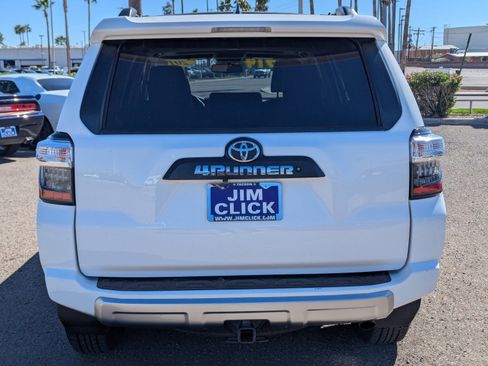 Used 2019 Toyota 4Runner TRD Off-Road Premium AWD/4WD image 3