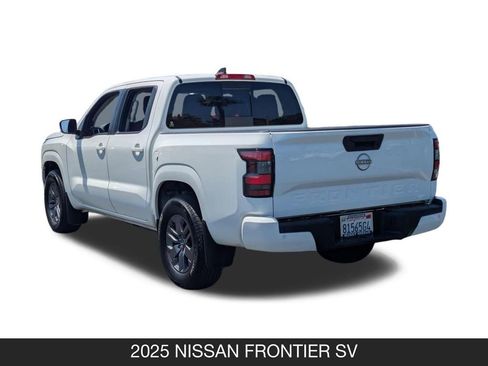 Certified 2025 Nissan Frontier SV RWD image 27