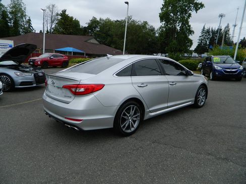 Used 2015 Hyundai Sonata Sport 2.0T FWD image 8