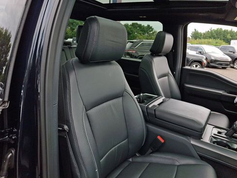 Used 2025 Ford F150 Lariat w/ Equipment Group 502A High AWD/4WD image 13