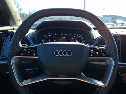 Certified 2025 Audi Q4 e-tron Premium Plus w/ Premium Plus image 23