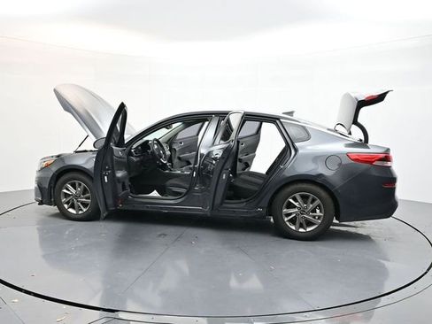 Used 2020 Kia Optima LX image 48