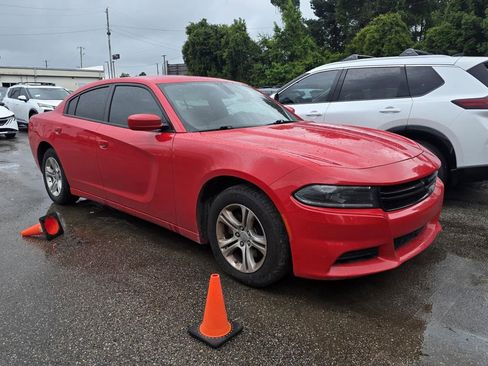 Used 2022 Dodge Charger SXT RWD image 1