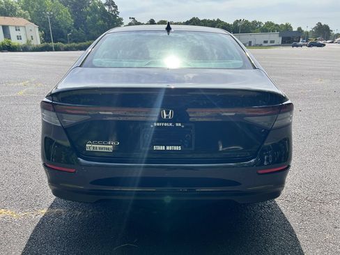 Used 2024 Honda Accord EX image 4
