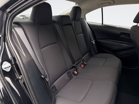 Used 2024 Toyota Corolla LE image 17