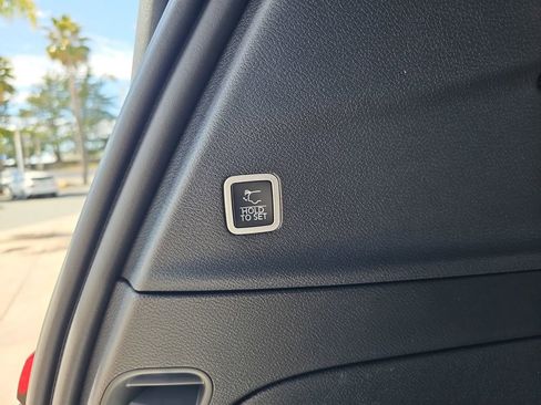 New 2027 Chrysler Pacifica Select FWD image 14