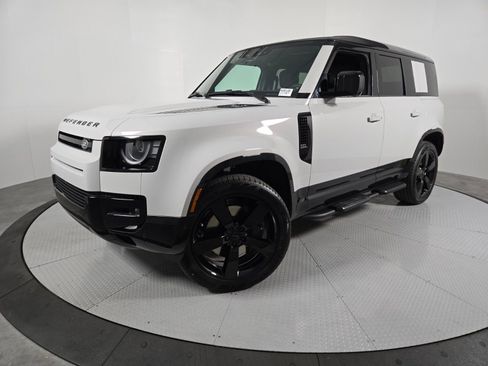 New 2026 Land Rover Defender 110 X-Dynamic SE AWD/4WD image 1