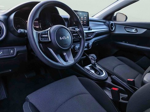 Certified 2024 Kia Forte LXS w/ LXS Technology Package FWD image 8