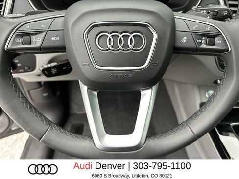 Used 2023 Audi Q5 2.0T Premium Plus w/ Premium Plus Package AWD/4WD image 14