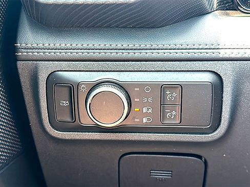 Used 2024 Ford Mustang Premium RWD image 31
