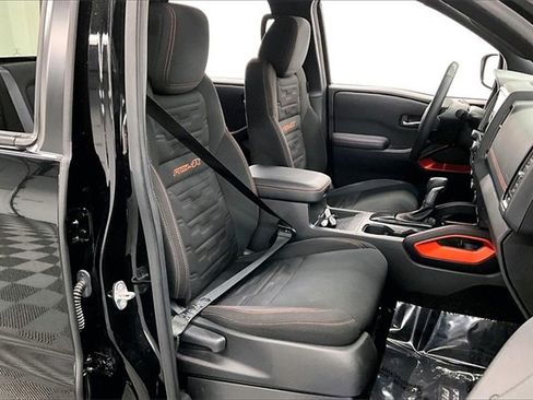 Used 2023 Nissan Frontier PRO-4X w/ Pro Convenience Package image 7