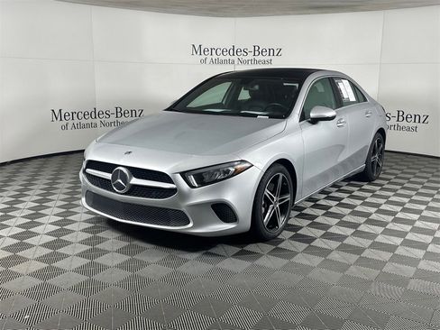 Certified 2022 Mercedes-Benz A 220 image 3
