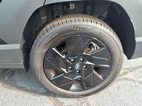 Certified 2026 Hyundai Kona SEL Sport AWD/4WD image 9