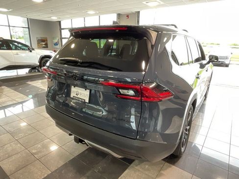 Certified 2025 Toyota Grand Highlander AWD image 5