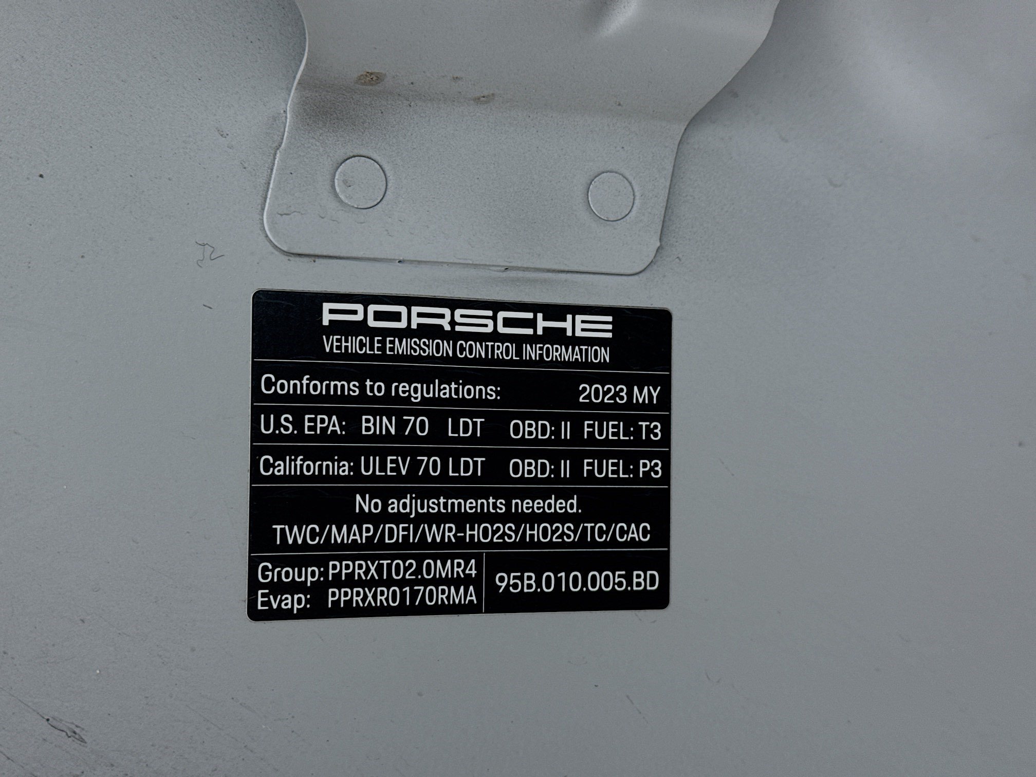 Used 2023 Porsche Macan AWD/4WD image 21